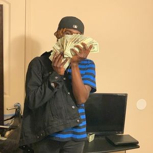 Meet your Posher, Dewayne